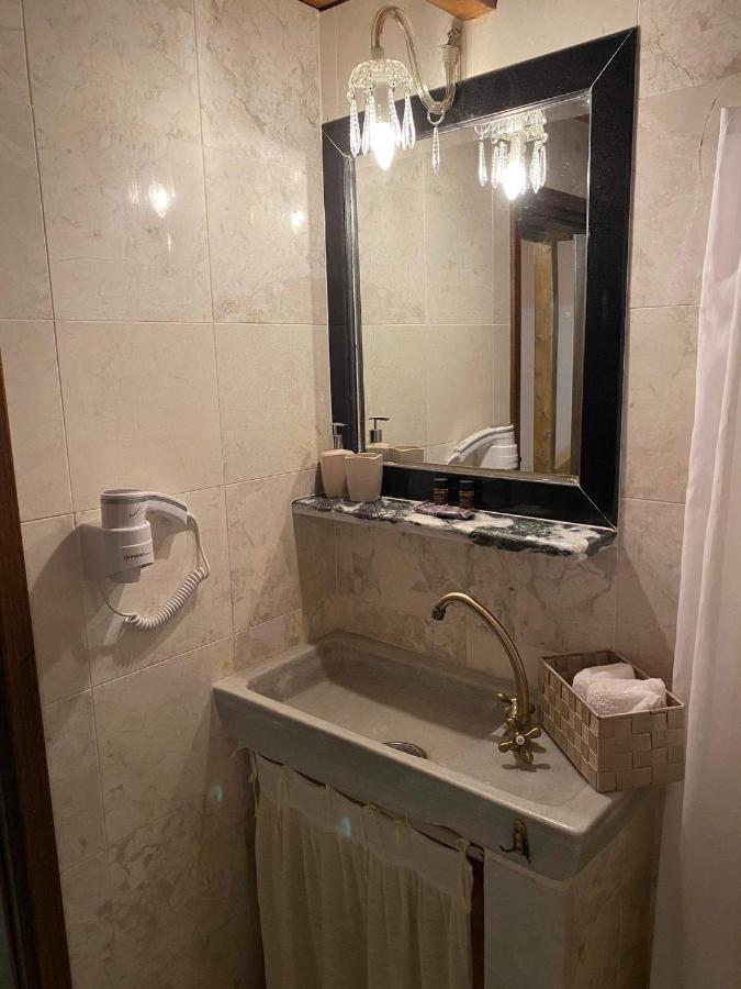 Guesthousekamara Monemvasía Eksteriør bilde